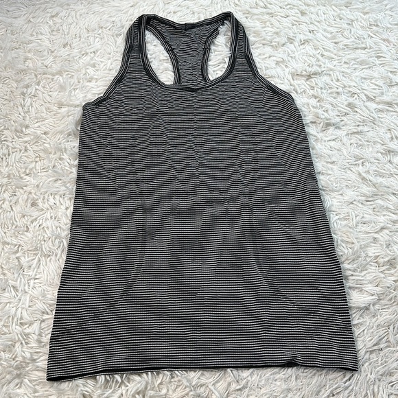 Lululemon Swiftly Tech Tank Hyper Stripe Black White - Picture 1 of 3